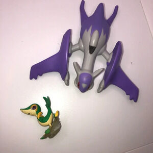 Pokemon Set of 2 Toys Snivy & Latios Figures
